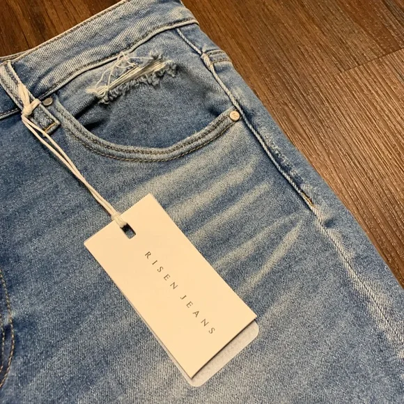 NWT Risen Mid Rise Tapered Distressed Jeans - Picture 5 of 12